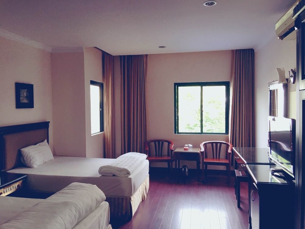 Bac Do Hotel Hanoi Exterior photo