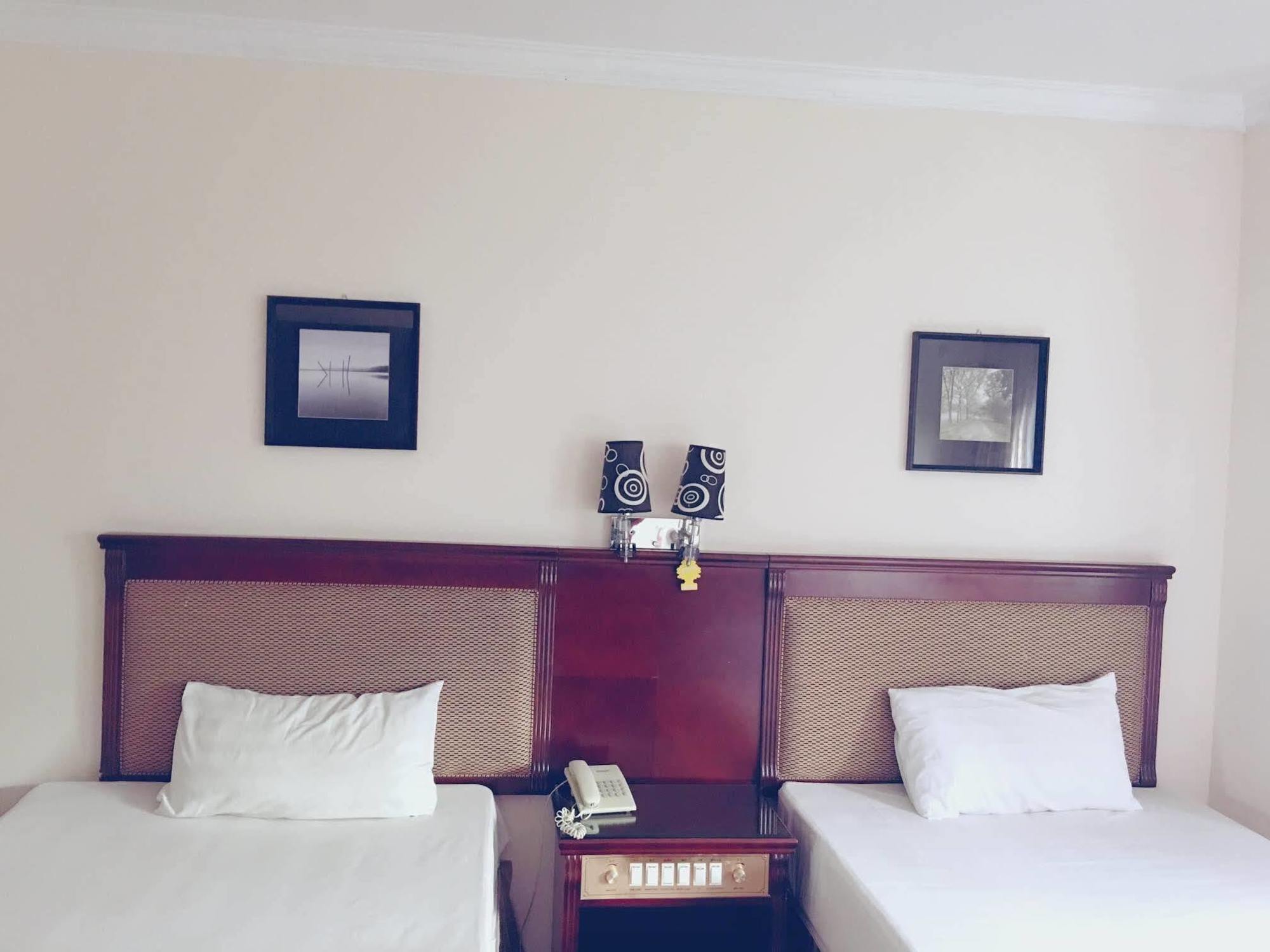 Bac Do Hotel Hanoi Exterior photo